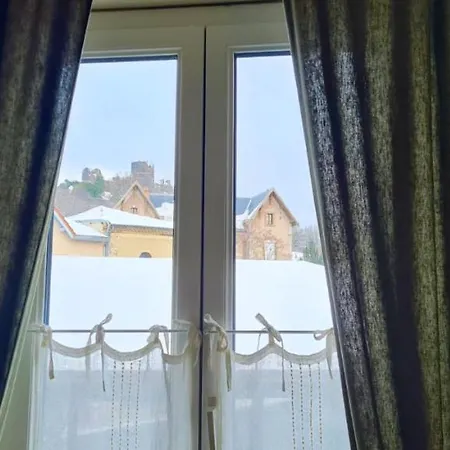 Maison Charmante A Avec Jardin Et Patio Fleuri בית נופש *