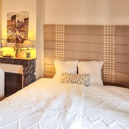 Maison Charmante A Avec Jardin Et Patio Fleuri