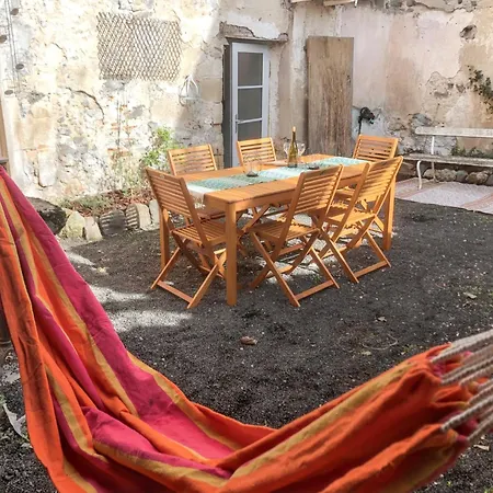 Maison Charmante A Avec Jardin Et Patio Fleuri * Mauzun