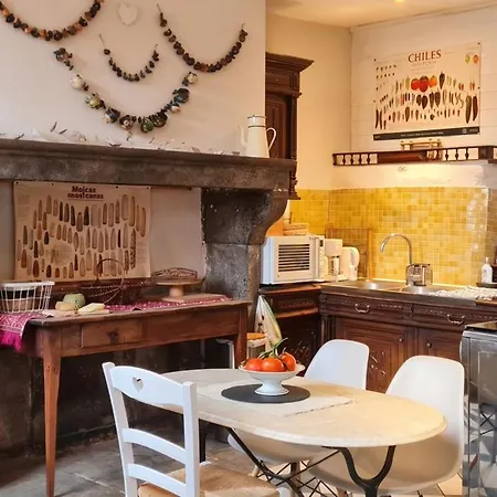 Maison Charmante A Avec Jardin Et Patio Fleuri Holiday home