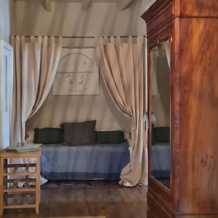 Maison Charmante A Avec Jardin Et Patio Fleuri Holiday home *