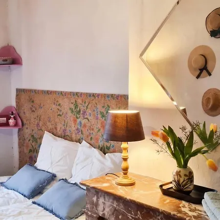 Maison Charmante A Avec Jardin Et Patio Fleuri Holiday home Mauzun