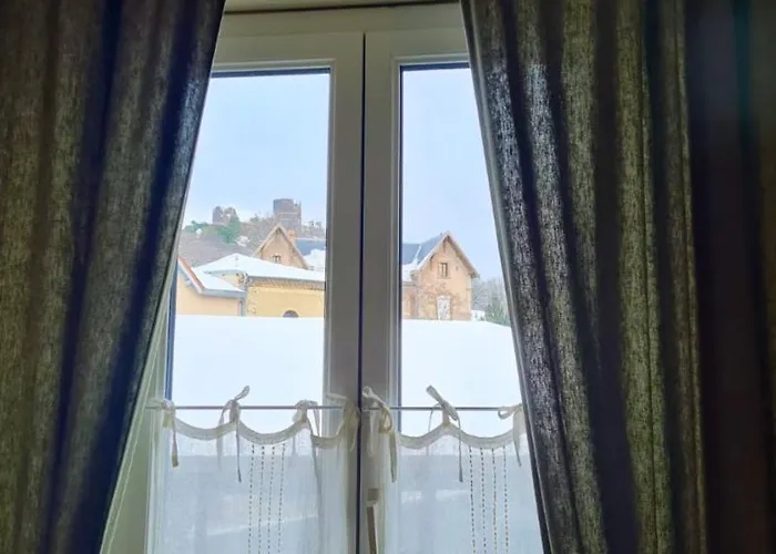 Maison Charmante A Avec Jardin Et Patio Fleuri Holiday home *