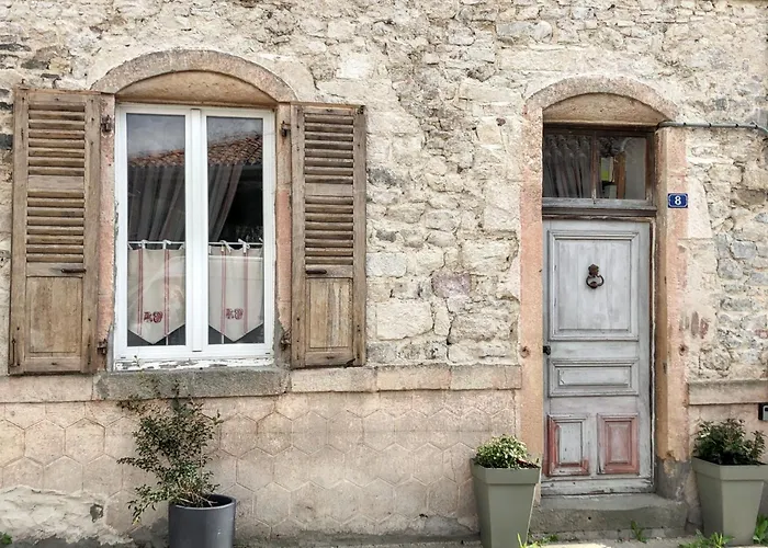 Maison Charmante A Avec Jardin Et Patio Fleuri *