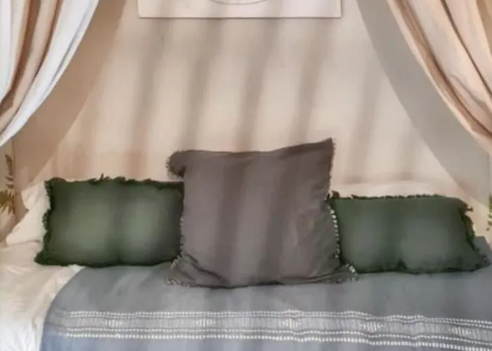 Maison Charmante A Avec Jardin Et Patio Fleuri