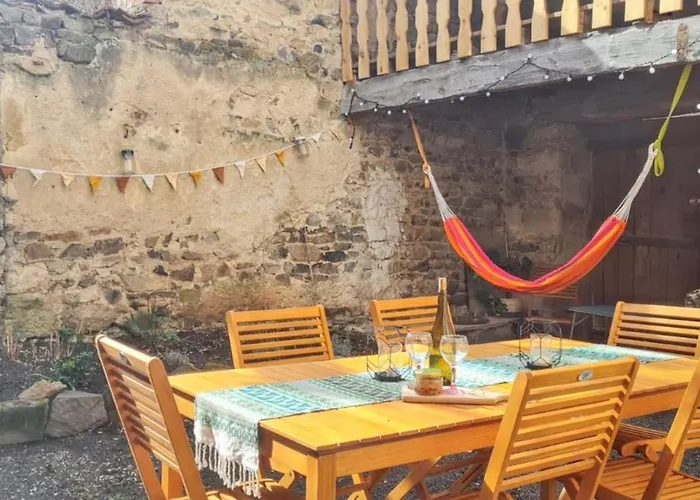 Maison Charmante A Avec Jardin Et Patio Fleuri Holiday home