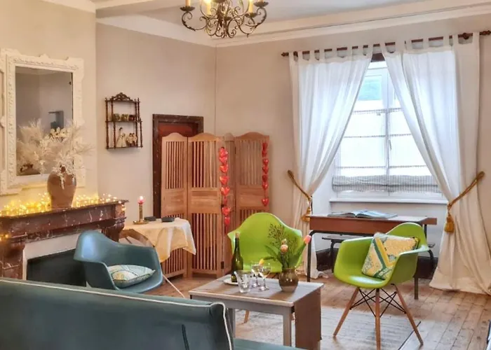 Maison Charmante A Avec Jardin Et Patio Fleuri *